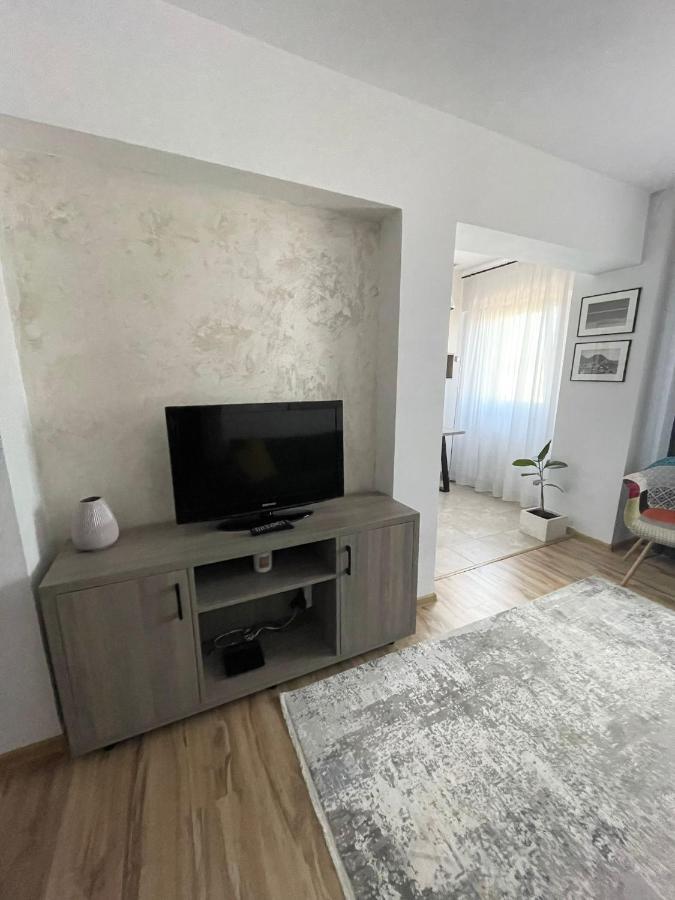 Cozy Apartment - Near Airport And Palas Mall Jászvásár Kültér fotó